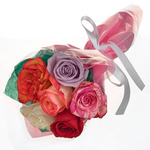 6 Mixed Roses Colour Bouquet. 